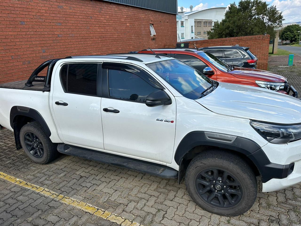Fully concealed armoured Toyota Hilux double cab